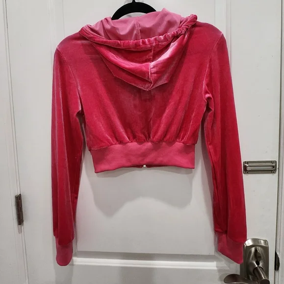 Hot pink velvet crop jacket - Picture 4 of 4
